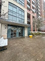 61 Heintzman Street 910, Toronto W02, ON M6P 5A2