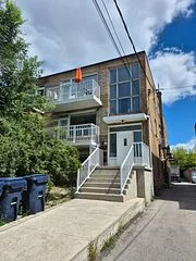 749 Marlee Avenue 4, Toronto W04, ON M6B 3J8