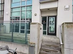 3939 Duke Of York Boulevard 104, Mississauga, On L5b 4n2
