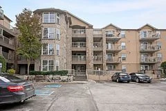 1820 Walkers Line 107, Burlington, ON L7M 4V4