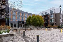150 Sabina Drive 316, Oakville, ON L6H 0W3
