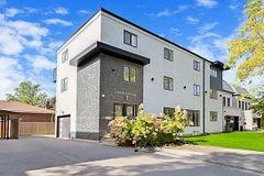4 Martin Grove Road Main & 2nd Floor, Toronto W08, On M9b 4j9
