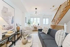 212 WILTSHIRE Avenue, Toronto W03, ON M6N 5G2