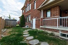 3856 Passway Road Bsmt, Mississauga, ON L5N 8N8