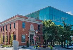 31 Lakeshore Road E 201, Mississauga, ON L5G 4V5