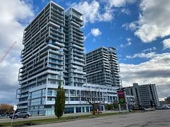 65 Speers Road 1512, Oakville, On L6k 0j1