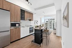 1037 The Queensway 520, Toronto W08, ON M8Z 6C7