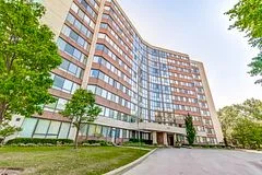 Condo Apartment in Oakville