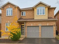 2449 Auckland Drive, Burlington, ON L7L 7A9