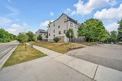 1058 Falgarwood Drive 132, Oakville, ON L6H 2P3