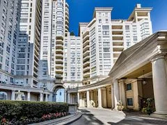 2289 Lakeshore Boulevard 129, Toronto W06, ON M8V 3Y2