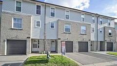 Condo Townhouse in Mississauga