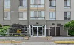 2470 Eglinton Avenue W 706, Toronto W04, ON M6M 5E7