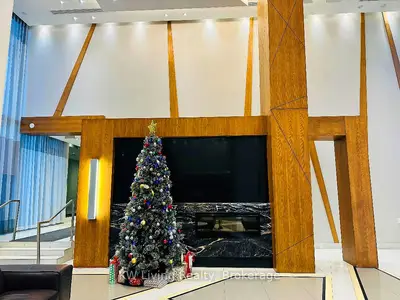 Condo Apartment in Mississauga