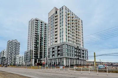 Condo Apartment in Oakville