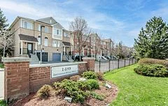 Condo Townhouse in Mississauga