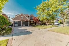 897 Bancroft Drive, Mississauga, On L5v 1x7