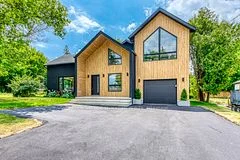 11024 Trafalgar Road, Halton Hills, ON L7G 4S5