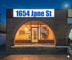 1654 Jane Street, Toronto W04, ON M9N 2S1