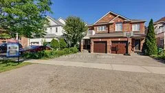624 Rossellini Drive, Mississauga, ON L5W 1M3
