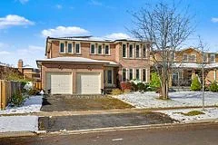 1155 Willowbank Trail, Mississauga, ON L4W 4B9