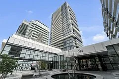251 Manitoba Street 421, Toronto W06, On M8y 0c7