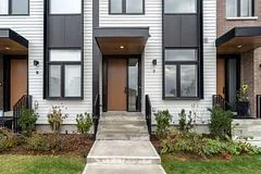 10 Lou Parsons Way 7, Mississauga, ON L5H 0B2