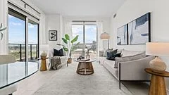 2220 Lakeshore Boulevard W 1604, Toronto W06, ON M8V 0C1