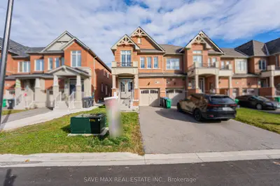 Att/Row/Townhouse in Caledon