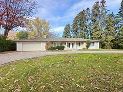 2417 Mississauga Road Basement, Mississauga, ON L5H 2L4