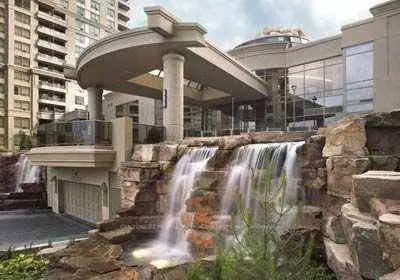 Condo Apartment in Mississauga
