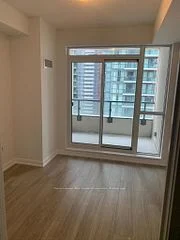 4055 Parkside Village Drive 1617, Mississauga, On L5b 0k8