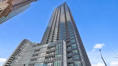 Condo Apartment in Mississauga