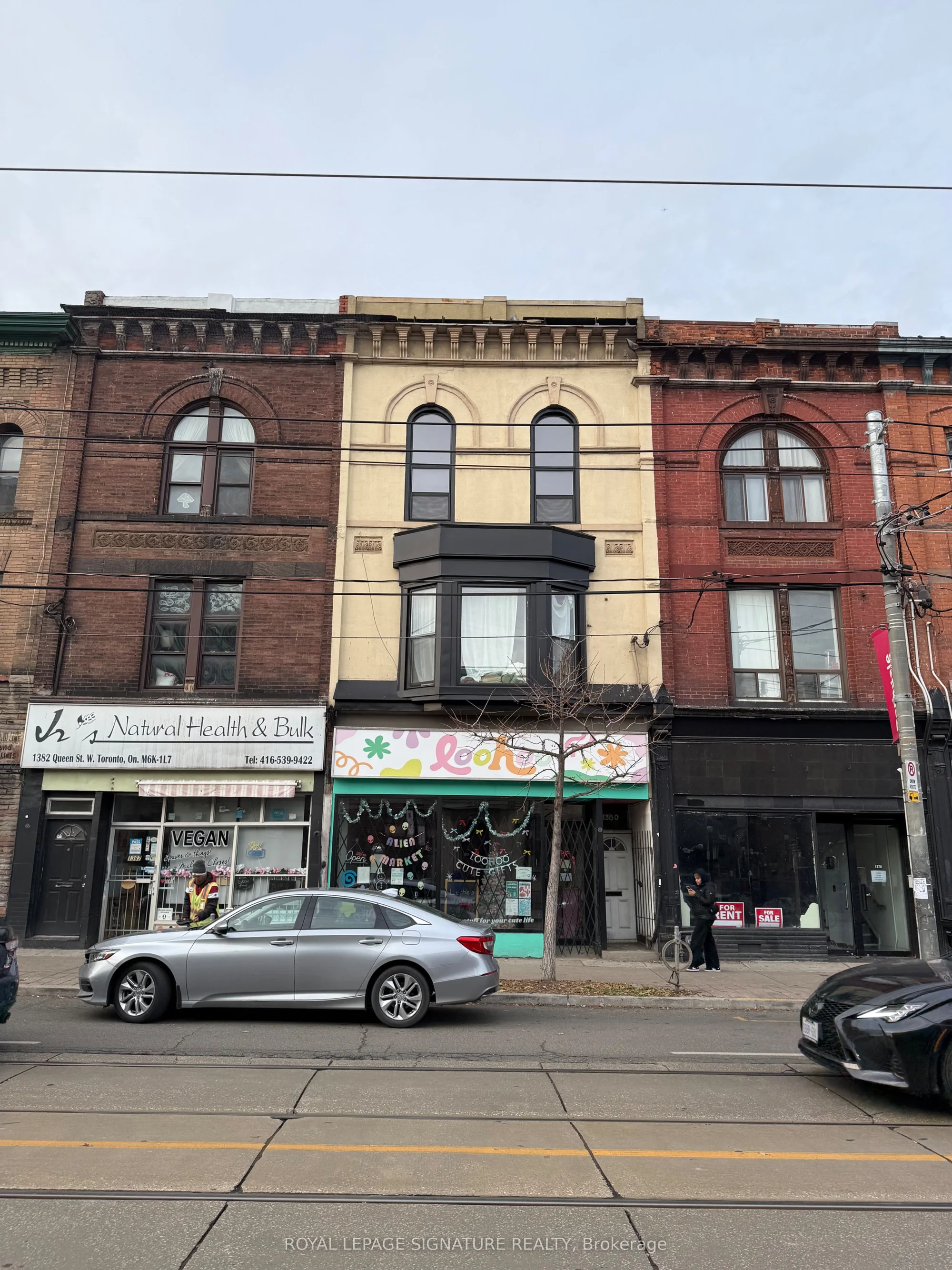 1380 Queen Street 3rd Floor, Toronto W01, ON M6K 1L7