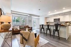 3058 Sixth Line 104, Oakville, ON L6M 1F8