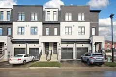 5893 Saigon Street, Mississauga, ON L5V 2V9