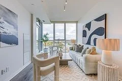55 Eglinton Avenue 1305, Mississauga, ON L5R 0E4