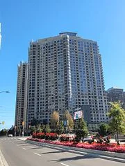 3888 Duke Of York Boulevard 924, Mississauga, ON L5B 4P5