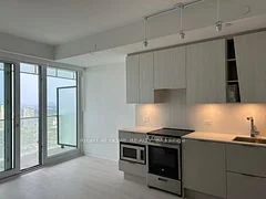 3900 confederation pkwy Parkway 3802, Mississauga, ON L5B 0M3