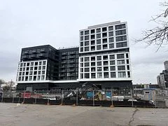 1037 The Queensway 704, Toronto W08, ON M8Z 6C7