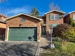 4201 Wakefield Crescent, Mississauga, ON L5C 4M2