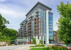 25 Neighbourhood Lane 103, Toronto W07, On M8y 0c4