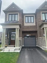 Att/Row/Townhouse in Milton