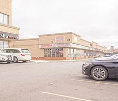 812 Britannia Road W 106, Mississauga, ON L5V 0A7