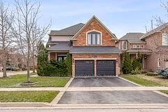 2154 Kingsridge Drive, Oakville, ON L6M 4Z2