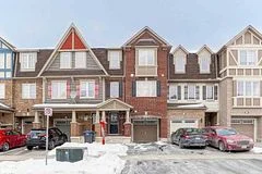 Att/Row/Townhouse in Brampton