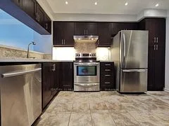4600 Kimbermount Avenue 40, Mississauga, ON L5M 6Z4