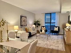 102 Bronte Road 216, Oakville, ON L6L 6J5
