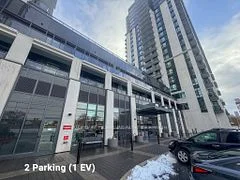 202 Burnhamthorpe Road E 807, Mississauga, ON L5A 0B2