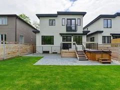 597 Montbeck Crescent Lower, Mississauga, ON L5G 1N9